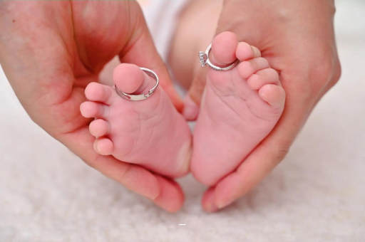 曲靖两个月宝宝感冒发烧 曲靖两个月宝宝感冒发烧